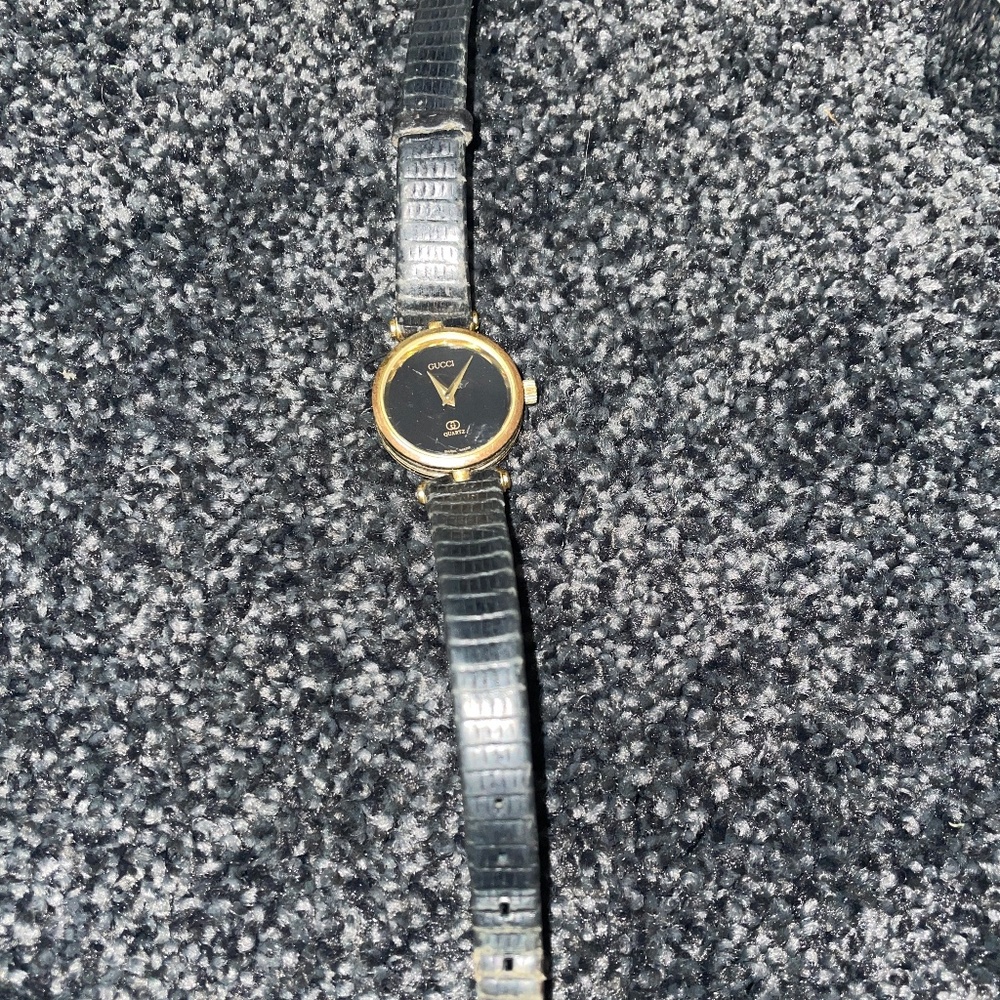 Vintage Women’s Gucci Watch